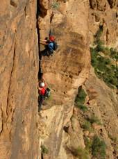 19 Wadi Rum - Abu Maileh, Live
                                  & Let Die, Black Magic