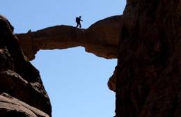 08 Jordan - Wadi Rum - Burdah
                                  & Farata Shahib