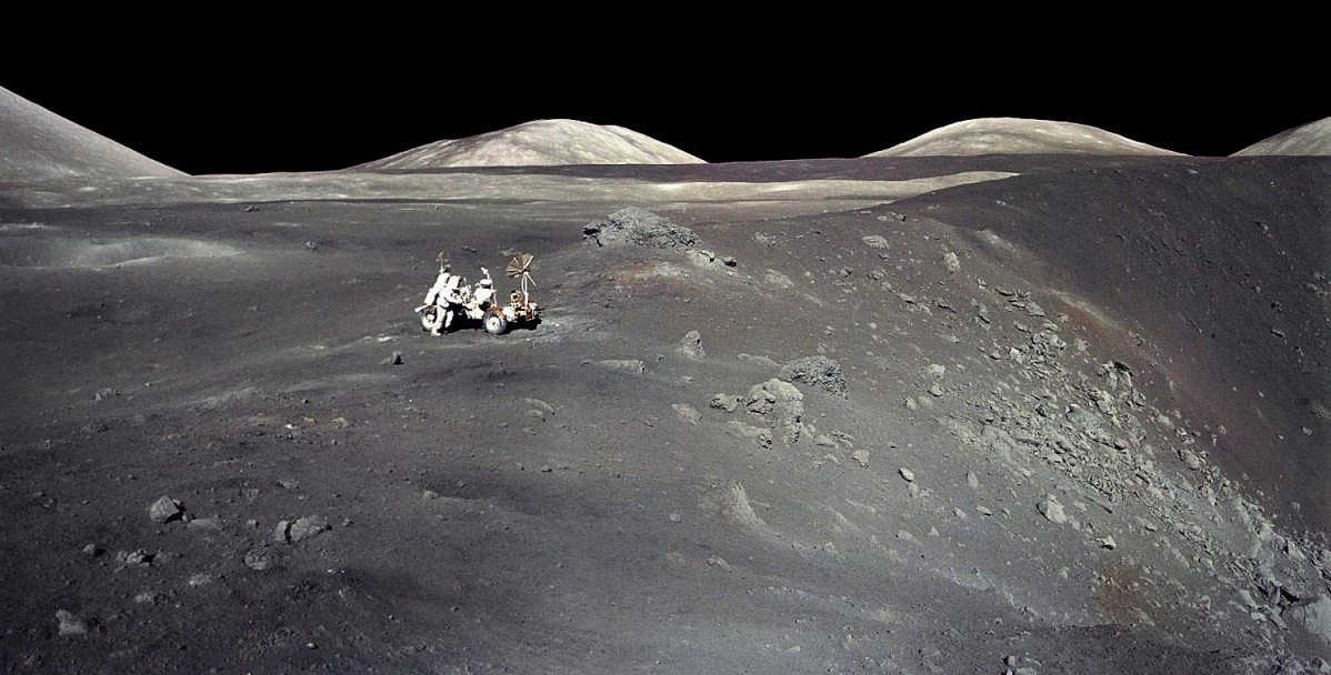 124 Apollo-17 on Moon.jpg